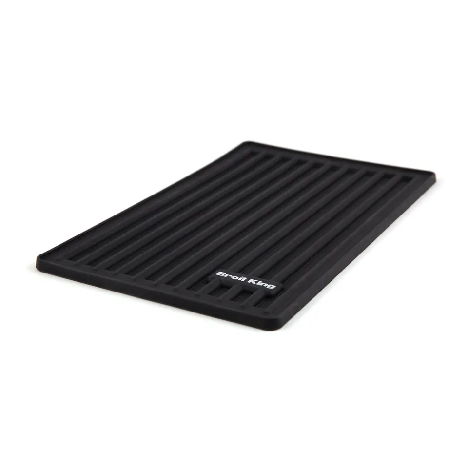 broil-king-crown-magnetic-silicone-side-shelf-grill-mat-tappetino-magnetico-in-s image 1
