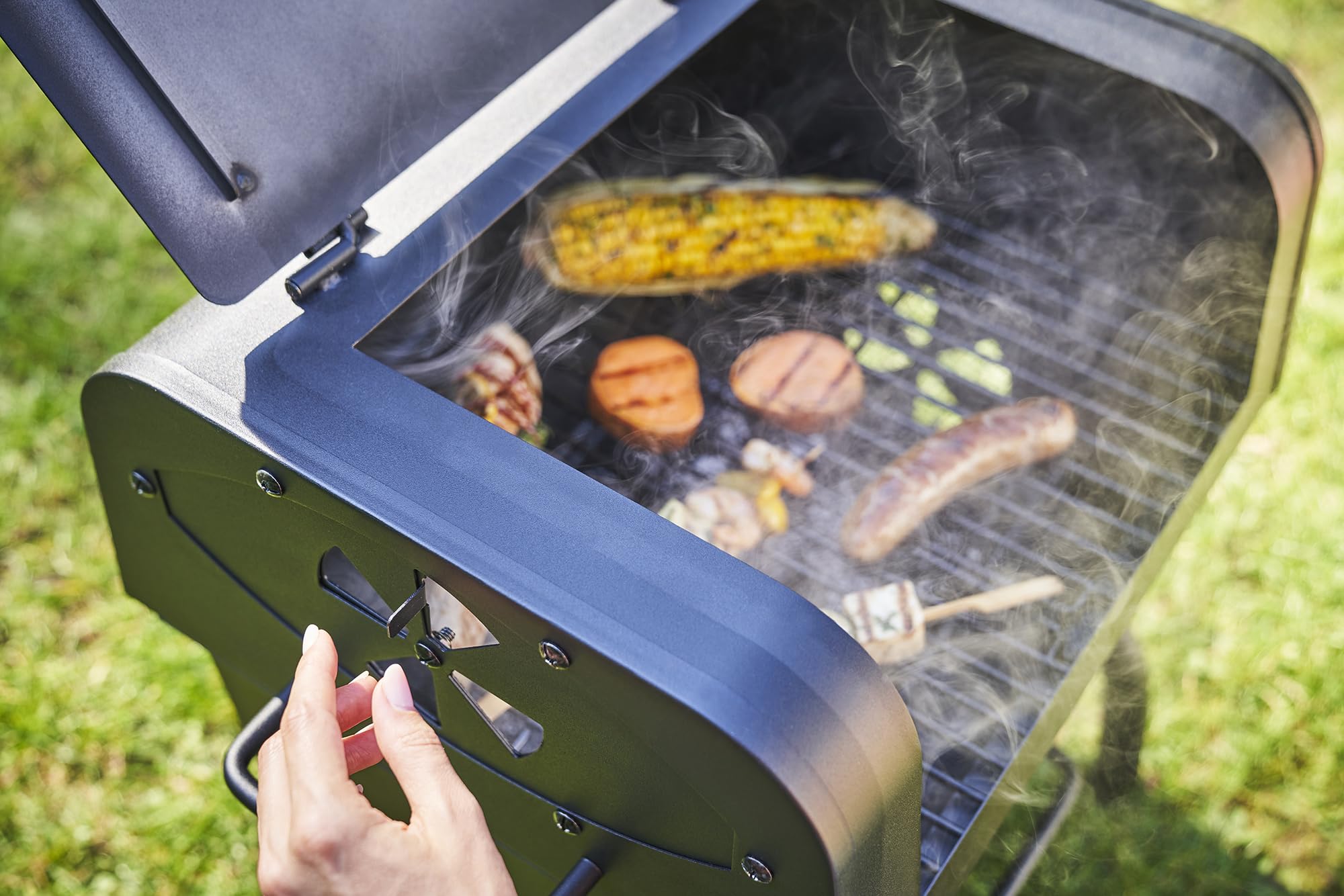 char-broil-charcoal-2go-barbecue-mobile-a-carbonella-convertibile-in-offset-smok image 5