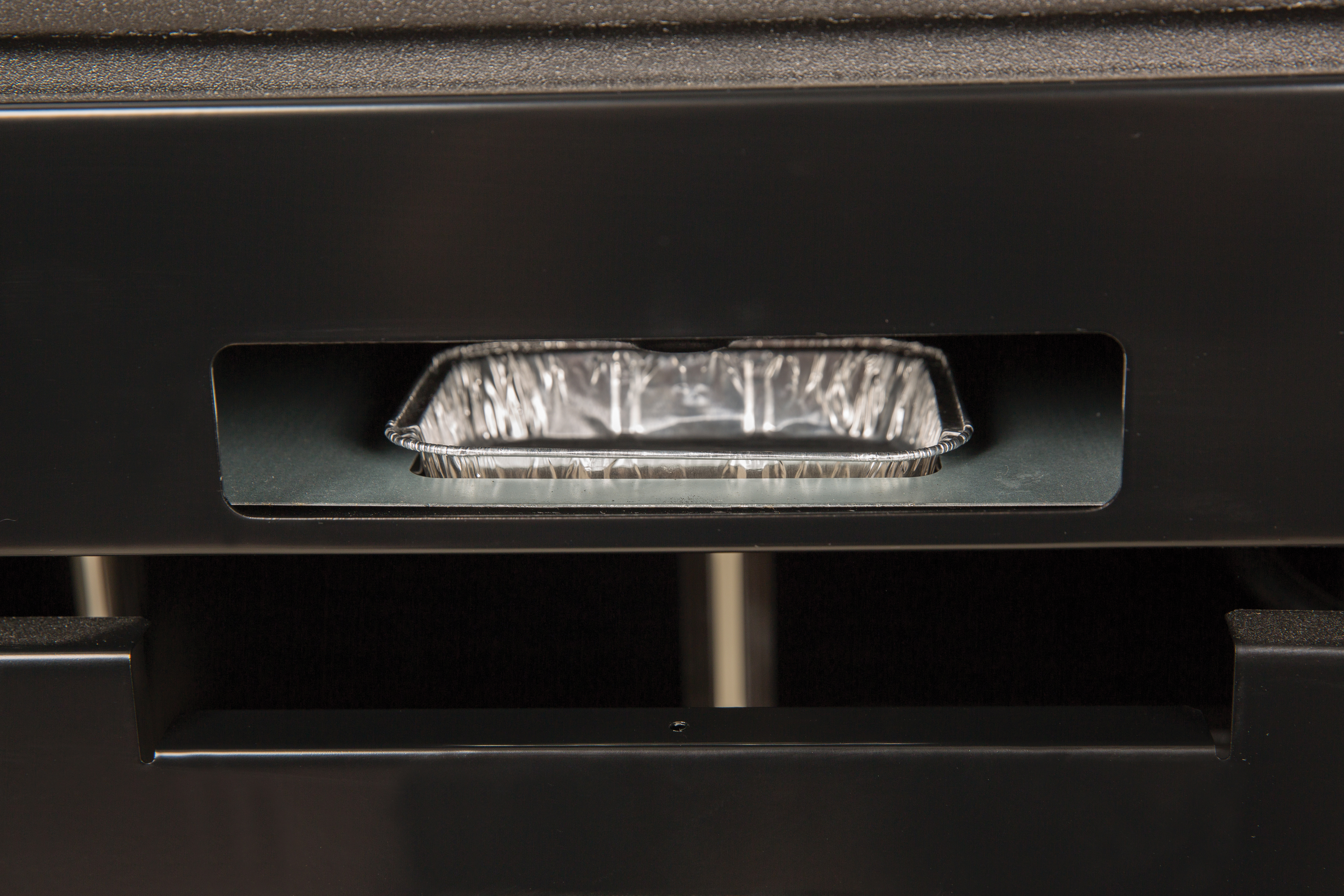 broil-king-drip-pan-vaschetta-raccogli-grassi-in-alluminio-per-rotisserie-e-gira image 2