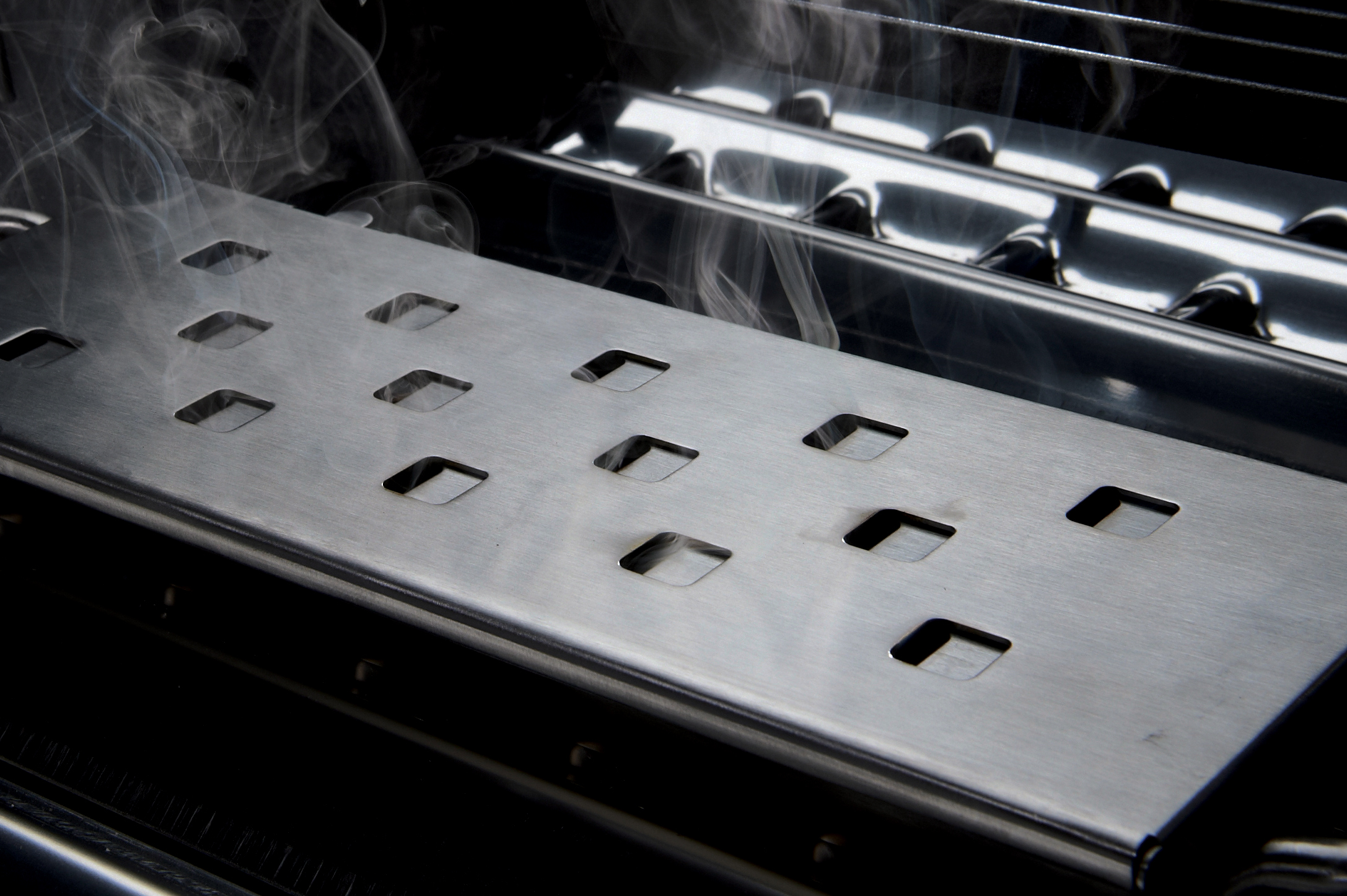 broil-king-60190-premium-stainless-steel-smoker-box-scatola-affumicatrice-in-acc image 4