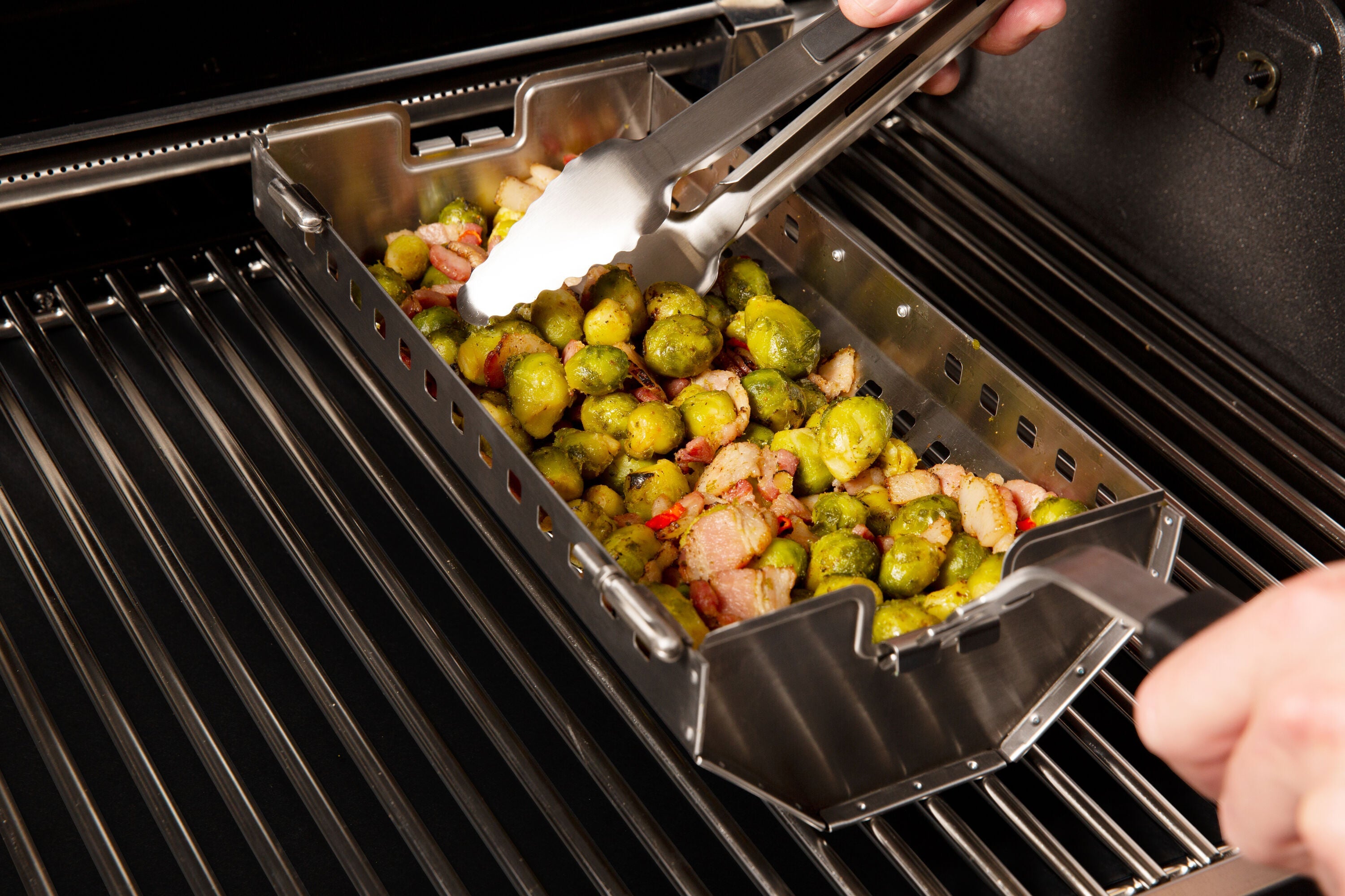 broil-king-rotisserie-tumble-basket-cestello-girarrosto-in-acciaio-inox-traforat image 4