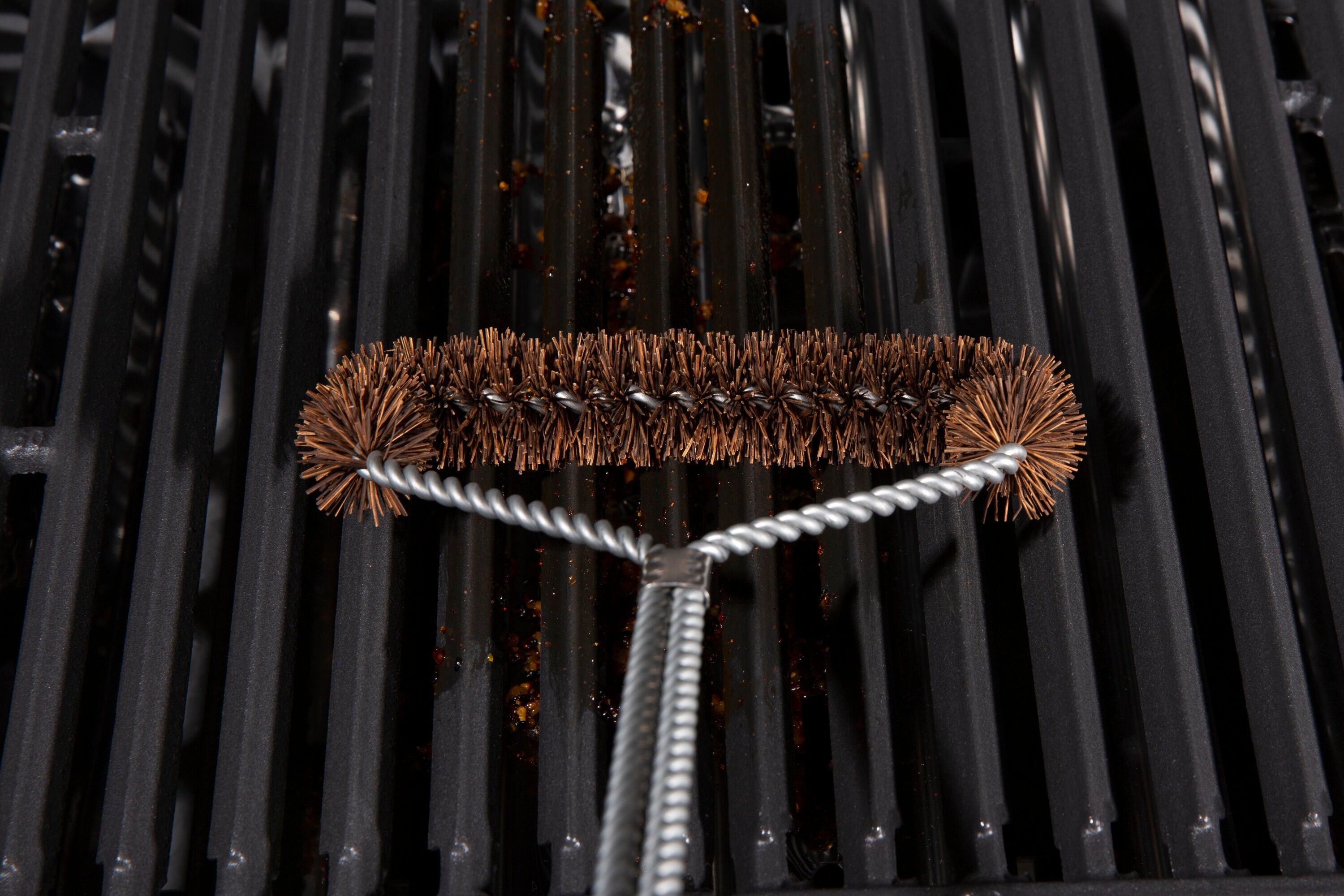 broil-king-tri-head-palmyra-spazzola-grill-con-setole-naturali-in-fibra-di-palmy image 3