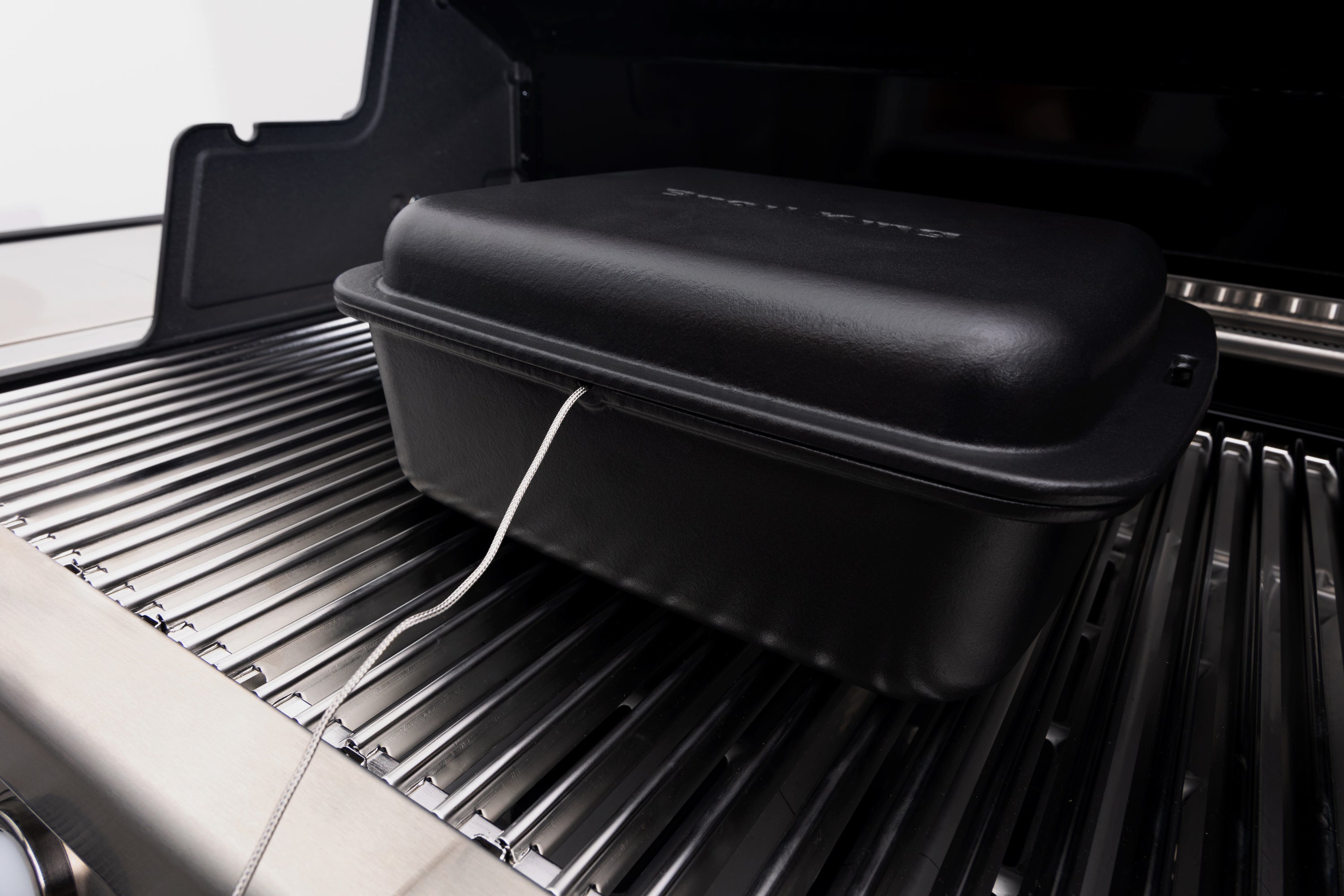 broil-king-dutch-oven-in-ghisa-pentola-in-ghisa-per-barbecue-con-griglia-porta-a image 4